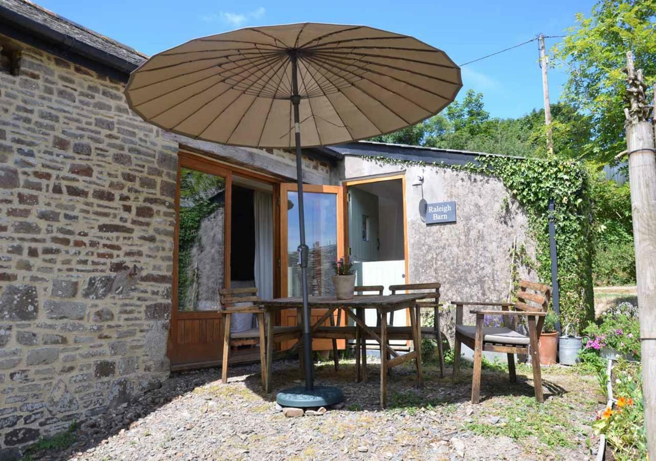 Raleigh Barn Villa West Putford Ngoại thất bức ảnh
